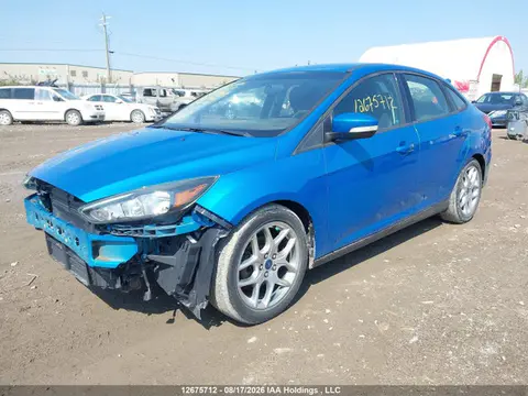 2015 Ford FOCUS SE VIN 1FADP3F22FL245709 фото 2
