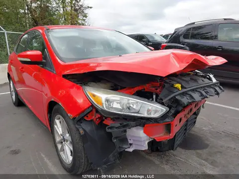2015 Ford FOCUS SE VIN 1FADP3K2XFL265146 фото 1