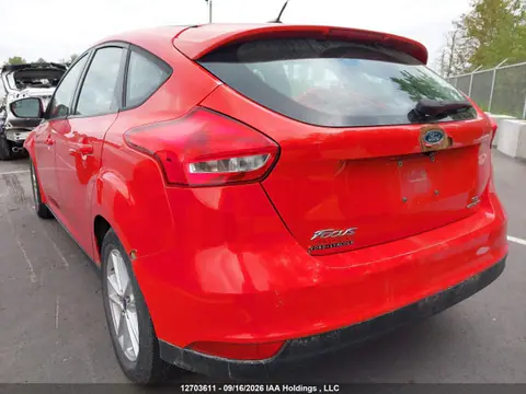 2015 Ford FOCUS SE VIN 1FADP3K2XFL265146 фото 3
