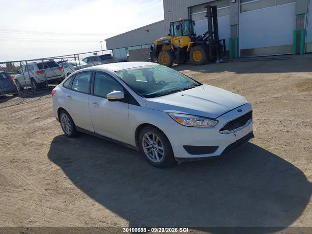 2015 Ford FOCUS SE VIN 1FADP3F25FL370526 фото 1