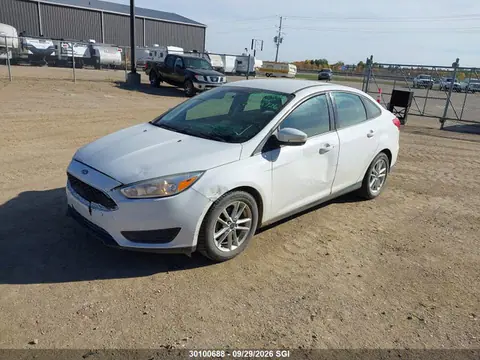 2015 Ford FOCUS SE VIN 1FADP3F25FL370526 фото 2