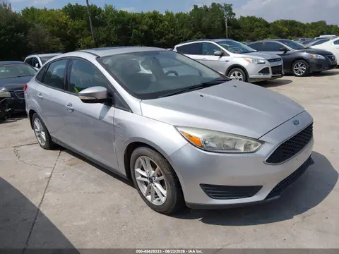 1FADP3F2XFL202672 — 2015 Ford Focus SE, Не указано (Unknown), фото до ремонта