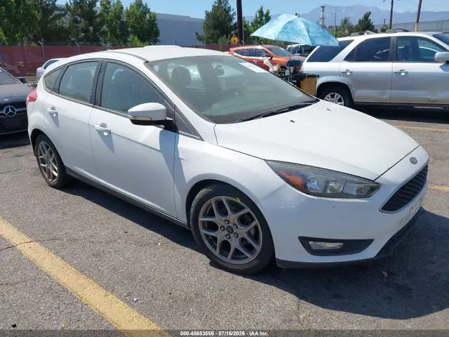 1FADP3K28FL385866 — 2015 Ford Focus SE, Естественный износ (Normal Wear & Tear), фото до ремонта