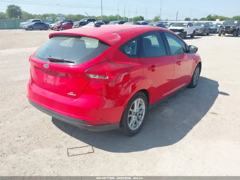 2015 Ford FOCUS SE VIN 1FADP3K2XFL224483 фото 4