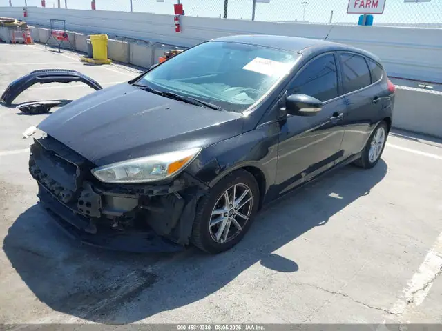 1FADP3K20FL326987 — 2015 Ford Focus SE, фото 2 с аукциона IAAI 14.10.2026, Правый бок
