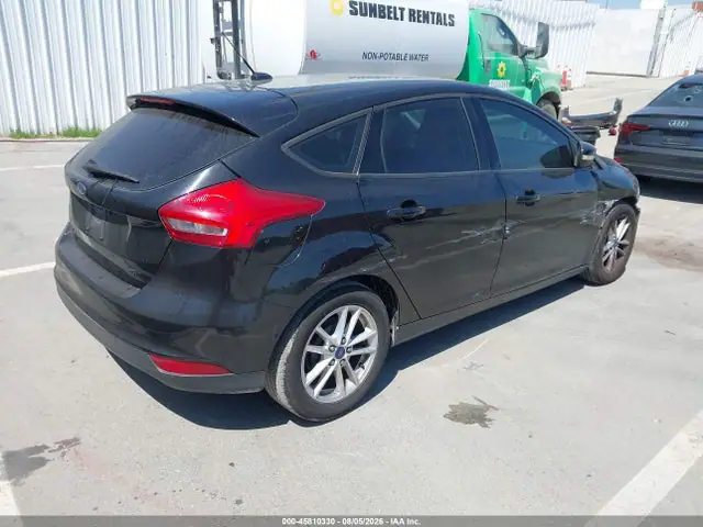 1FADP3K20FL326987 — 2015 Ford Focus SE, фото 4 с аукциона IAAI 14.10.2026, Правый бок