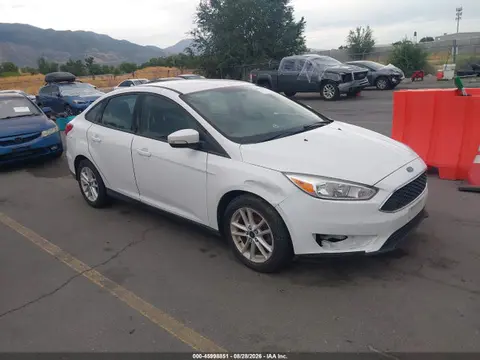 1FADP3F25FL202630 — 2015 Ford Focus SE, Естественный износ (Normal Wear & Tear), фото до ремонта
