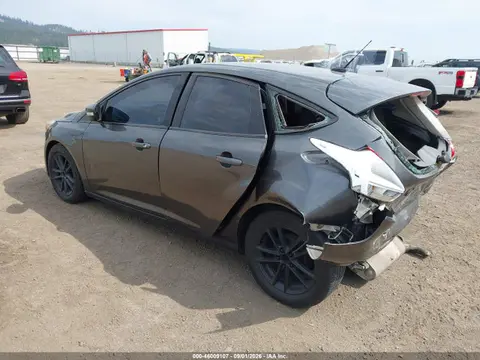 2015 Ford FOCUS SE VIN 1FADP3K28FL327109 фото 3
