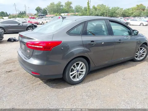 2015 Ford FOCUS SE VIN 1FADP3F21FL316429 фото 4