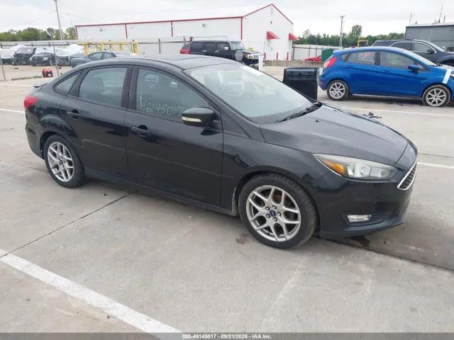 2015 Ford FOCUS SE VIN 1FADP3F24FL319938 фото 1