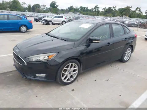 2015 Ford FOCUS SE VIN 1FADP3F24FL319938 фото 2