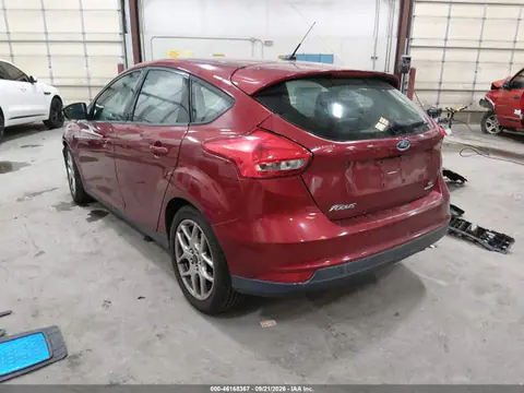 2015 Ford FOCUS SE VIN 1FADP3K20FL275197 фото 3