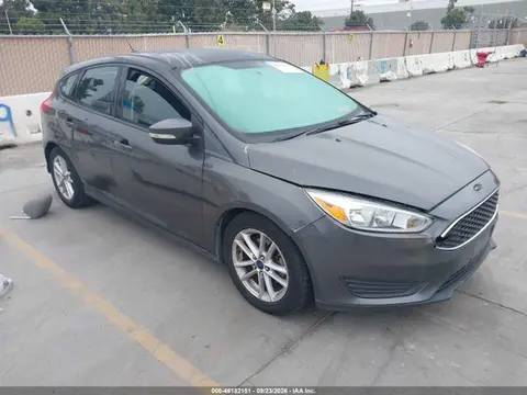 1FADP3K24FL289121 — 2015 Ford Focus SE, Естественный износ (Normal Wear & Tear), фото до ремонта