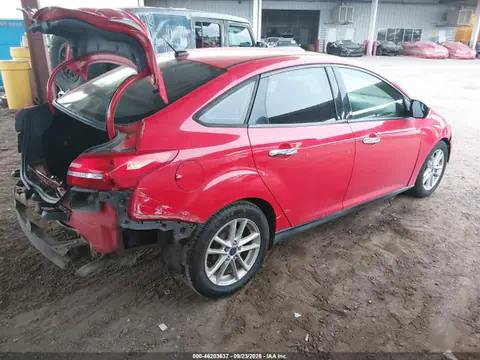 2015 Ford FOCUS SE VIN 1FADP3F29FL307686 фото 4