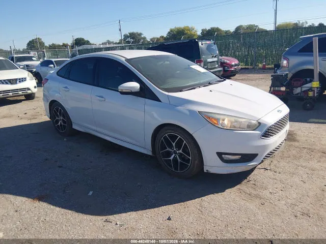 2015 Ford FOCUS SE VIN 1FADP3F28FL313835 фото 1