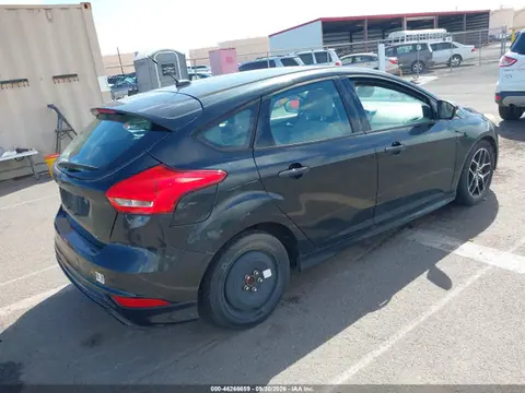 2015 Ford FOCUS SE VIN 1FADP3K23FL253162 фото 4