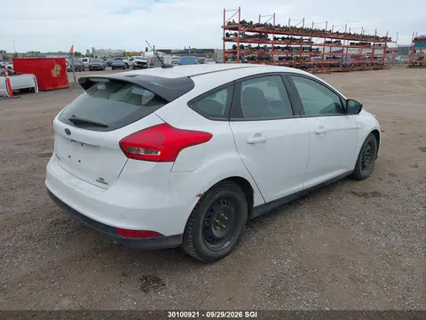 2016 Ford FOCUS SE VIN 1FADP3K28GL295490 фото 4