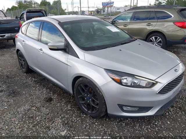 2016 Ford FOCUS SE VIN 1FADP3K29GL210401 фото 1