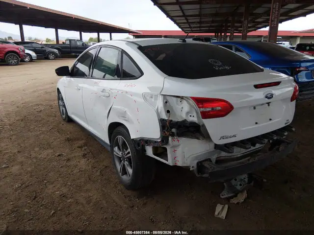 1FADP3FE3GL258562 — 2016 Ford Focus SE, фото 3 с аукциона IAAI 13.10.2026, Задняя часть слева
