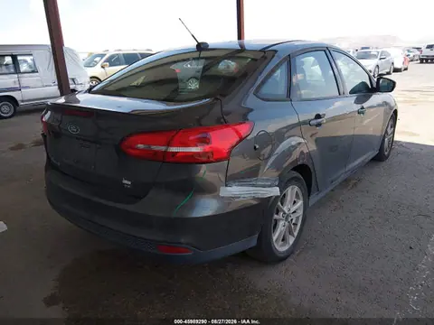 2016 Ford FOCUS SE VIN 1FADP3F21GL406116 фото 4