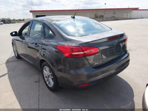 2016 Ford FOCUS SE VIN 1FADP3F22GL221184 фото 3