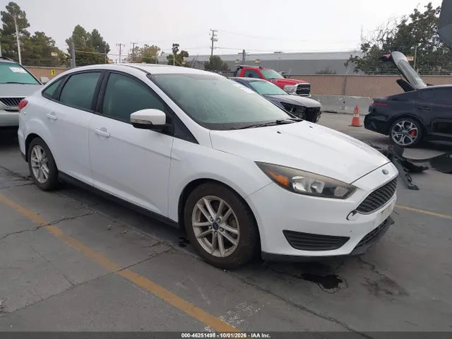 2016 Ford FOCUS SE VIN 1FADP3F23GL272404 фото 1