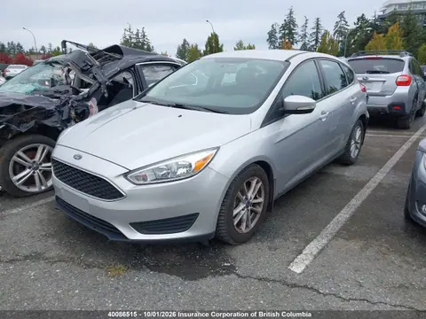 2017 Ford FOCUS SE VIN 1FADP3K23HL261197 фото 2