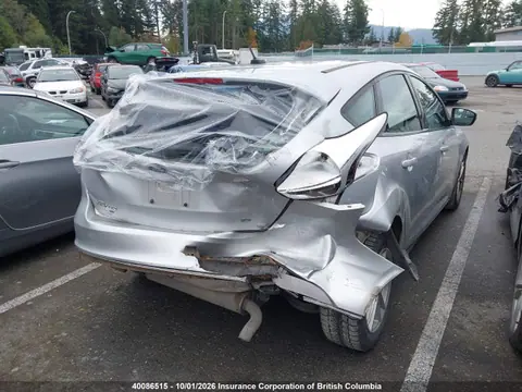 2017 Ford FOCUS SE VIN 1FADP3K23HL261197 фото 4
