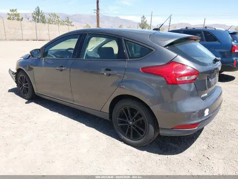 2017 Ford FOCUS SE VIN 1FADP3K24HL239547 фото 3