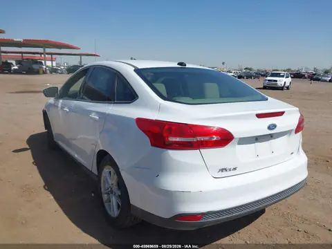 2017 Ford FOCUS SE VIN 1FADP3F24HL314676 фото 3