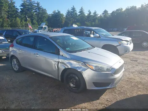 1FADP3K21HL281058 — 2017 Ford Focus SE, Передняя часть справа (Right Front), фото до ремонта
