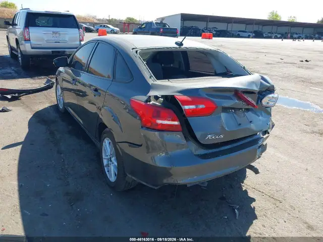 1FADP3F23HL300090 — 2017 Ford Focus SE, фото 3 с аукциона IAAI 14.10.2026, Задняя часть