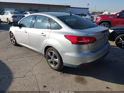 2017 Ford FOCUS SE VIN 1FADP3FE3HL303906 фото 3