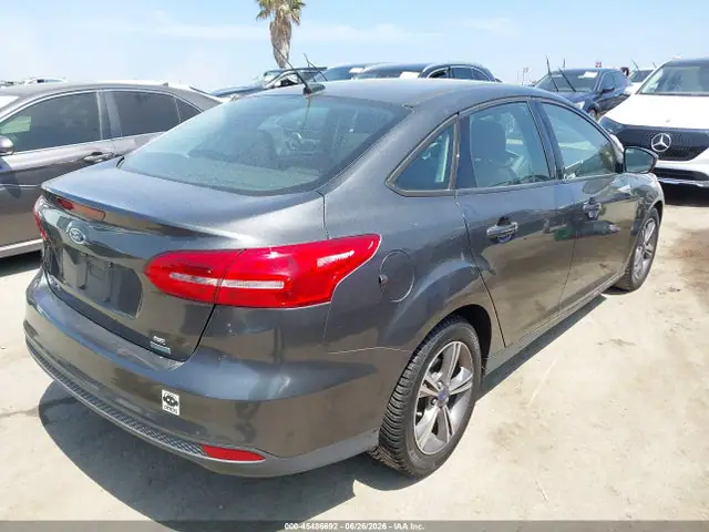 1FADP3FE3JL209062 — 2018 Ford Focus SE, фото 4 с аукциона IAAI 30.09.2026, Задняя часть слева