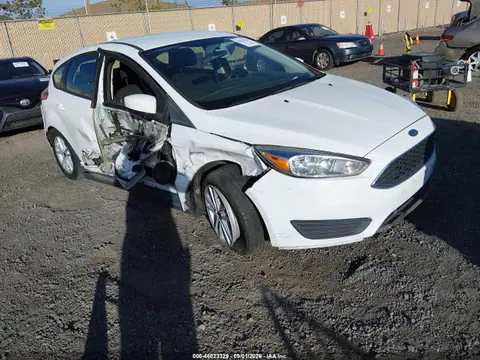 1FADP3K27JL272497 — 2018 Ford Focus SE, Правый бок (Right Side), фото до ремонта