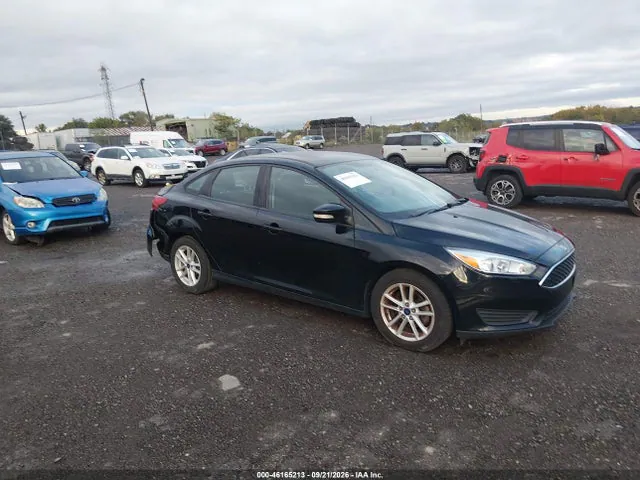 2018 Ford FOCUS SE VIN 1FADP3F22JL264544 фото 1