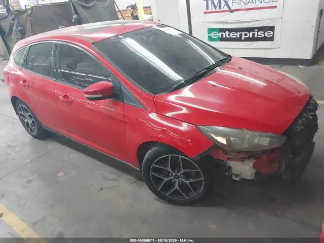 1FADP3M21HL295295 — 2017 Ford Focus SEL, Передняя часть (Front End), фото до ремонта