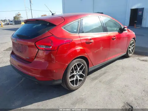 2018 Ford FOCUS SEL VIN 1FADP3M28JL304516 фото 4