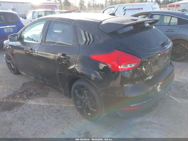 1FADP3L9XGL384666 — 2016 Ford Focus ST, фото 3 с аукциона IAAI 14.10.2026, Передняя часть слева