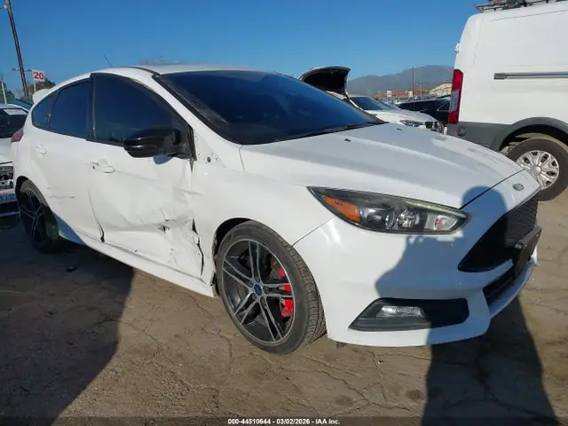 1FADP3L90HL296288 — 2017 Ford Focus ST, Правый бок (Right Side), фото до ремонта