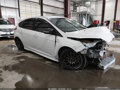 1FADP3L90JL322328 — 2018 Ford Focus ST, Передняя часть (Front End), фото до ремонта