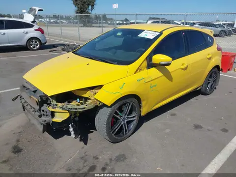 2018 Ford FOCUS ST VIN 1FADP3L92JL236776 фото 2