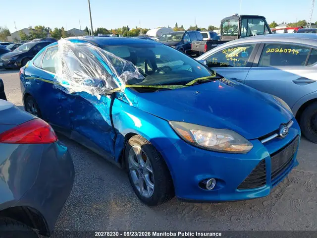 1FADP3J22EL273385 — 2014 Ford Focus Titanium, Правый бок (Right Side), фото до ремонта