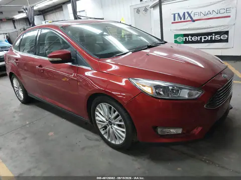 1FADP3J25JL281006 — 2018 Ford Focus Titanium, Передняя часть слева (Left Front), фото до ремонта