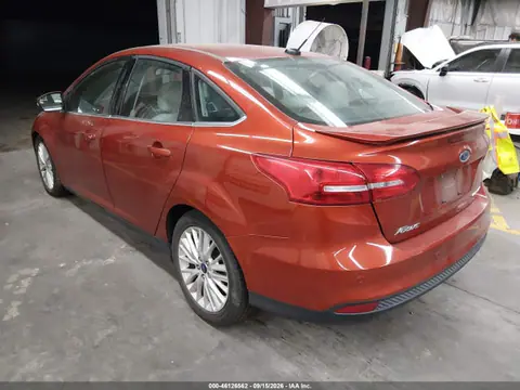 2018 Ford Focus Titanium VIN 1FADP3J25JL281006 фото 3