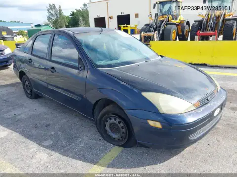 1FAFP33P43W285101 — 2003 Ford Focus, Сзади, фото до ремонта