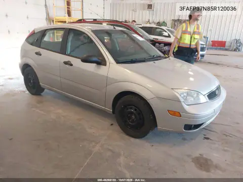 2005 Ford Focus Zx5 VIN 3FAFP37N85R120036 фото 2