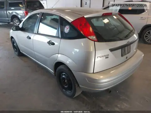 2005 Ford Focus Zx5 VIN 3FAFP37N85R120036 фото 4