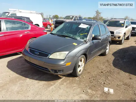2007 Ford Focus S/Se/Ses VIN 1FAHP37N67W313732 фото 2