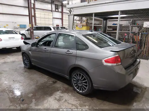 2010 Ford Focus Ses VIN 1FAHP3GN2AW193502 фото 4